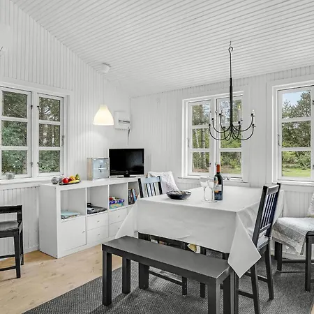 Ferienhaus Gorgeous In With Wifi *